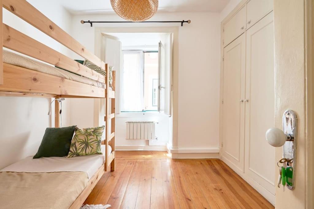 Stunning Apartment Near Chiado 리스본 외부 사진