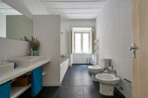 Stunning Apartment Near Chiado 리스본 외부 사진